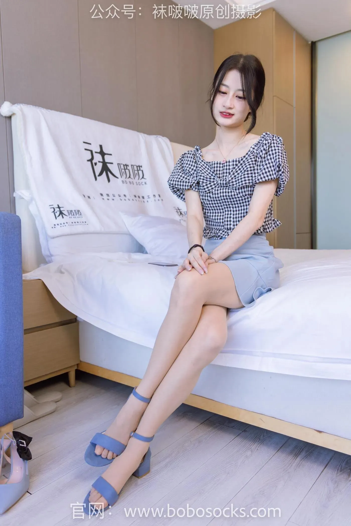 [BoBoSocks袜啵啵]NO.131 苏苏-两双高跟鞋、黑丝 [140P]插图7